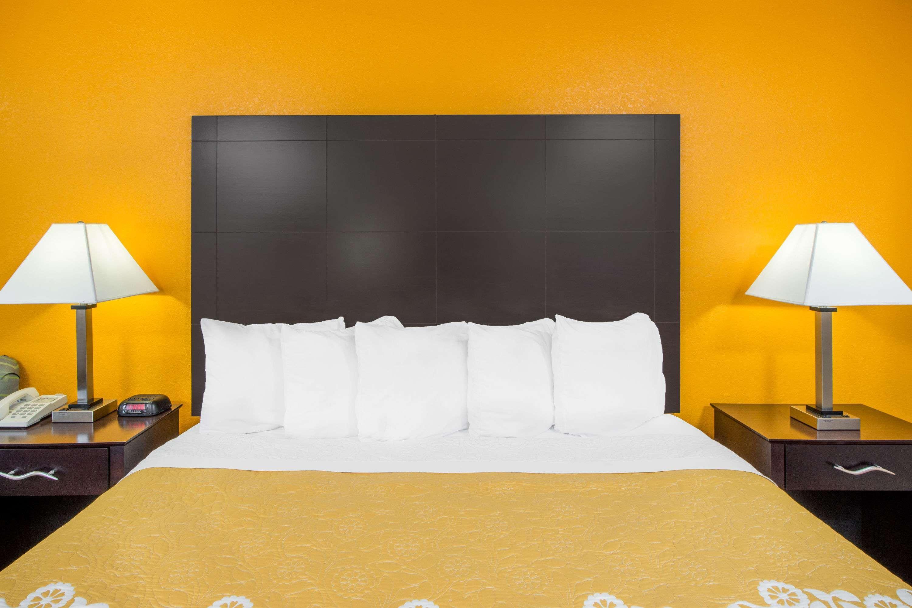 Days Inn By Wyndham Calvert City - Paducah East Ngoại thất bức ảnh