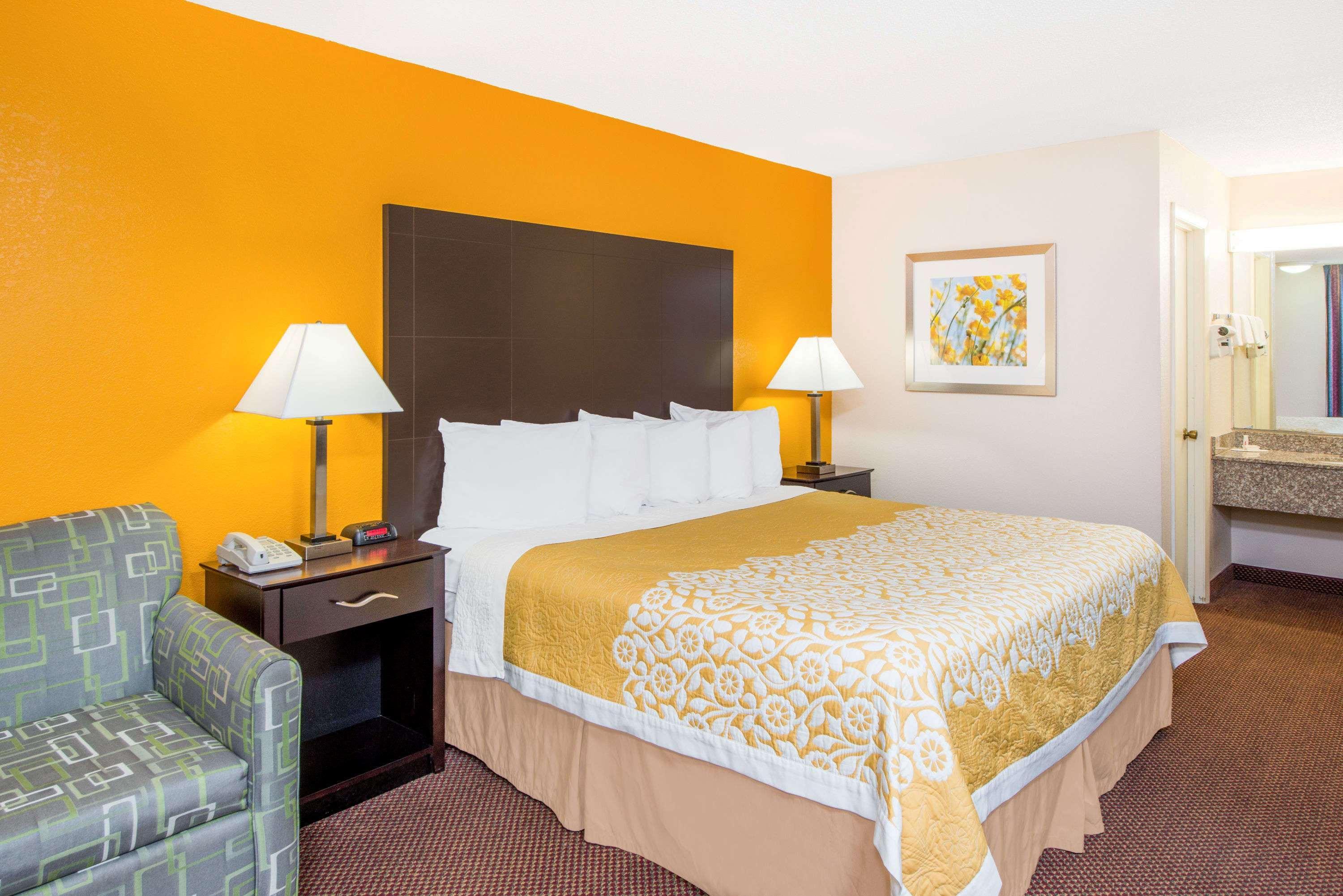 Days Inn By Wyndham Calvert City - Paducah East Ngoại thất bức ảnh